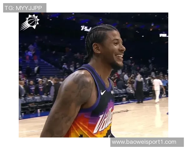 杰伦格林赛前积极热身投篮训练中展现笑容复出在望 杰伦格林赛前积极热身投篮训练中展现笑容复出在望