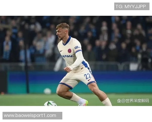 切尔西冬窗有意引进费耶诺德前锋哈迪穆萨报价合适即可离队