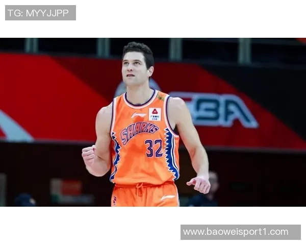 米奇约翰逊谈球队表现：全队急躁影响发挥不仅仅是文班的问题