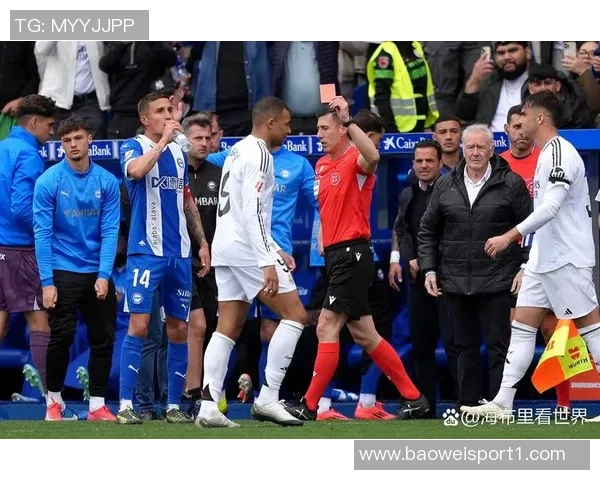 皇马呼吁南看台球迷支持球队避免嘘声以免影响比赛氛围